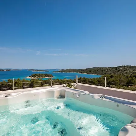 Konstanca & Sara * Jezera