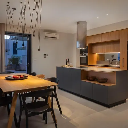 Konstanca & Sara Jezera