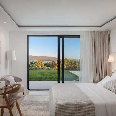 Konstanca & Sara Villa Jezera