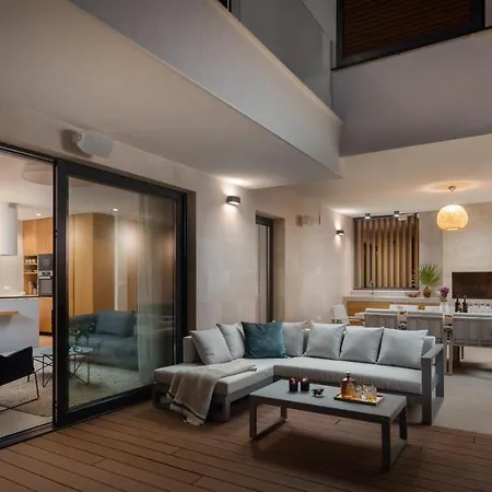 Konstanca & Sara * Jezera