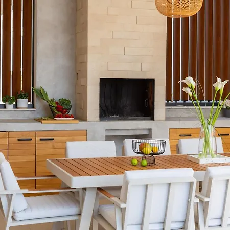 Villa Konstanca & Sara Jezera