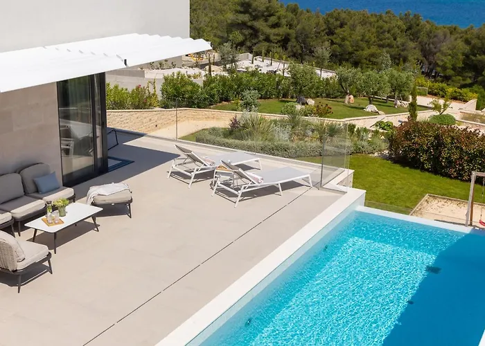 Konstanca & Sara Jezera