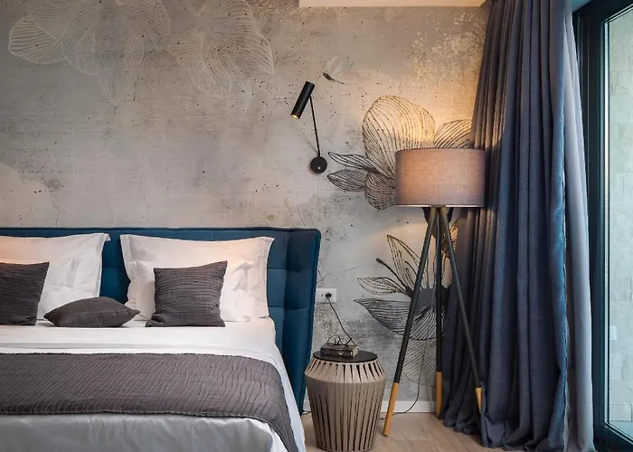 Konstanca & Sara * Jezera