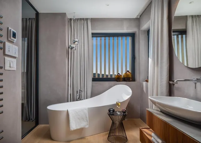 Konstanca & Sara * イェゼラ