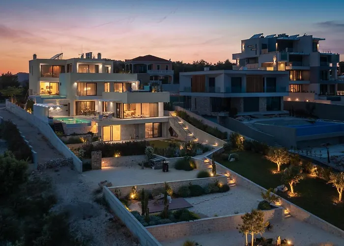 Konstanca & Sara イェゼラ