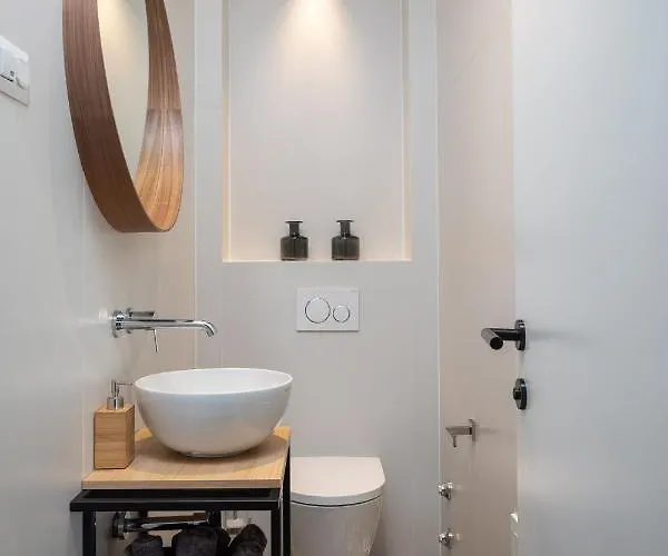 Konstanca & Sara ヴィラ イェゼラ